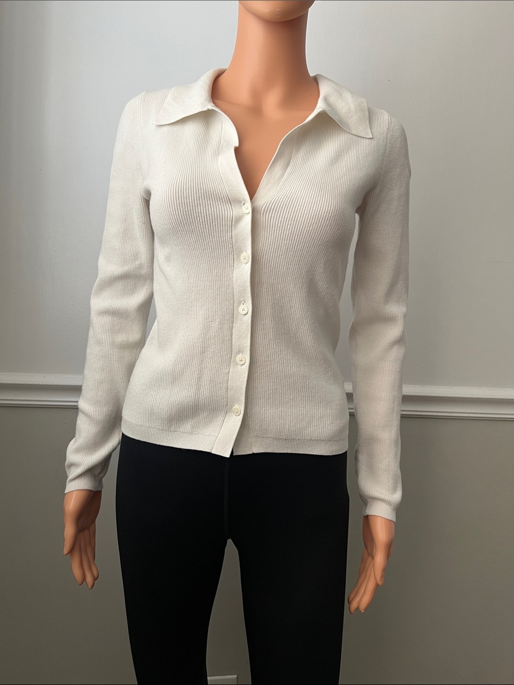 Aritzia Wilfred long sleeve ripped sweater top